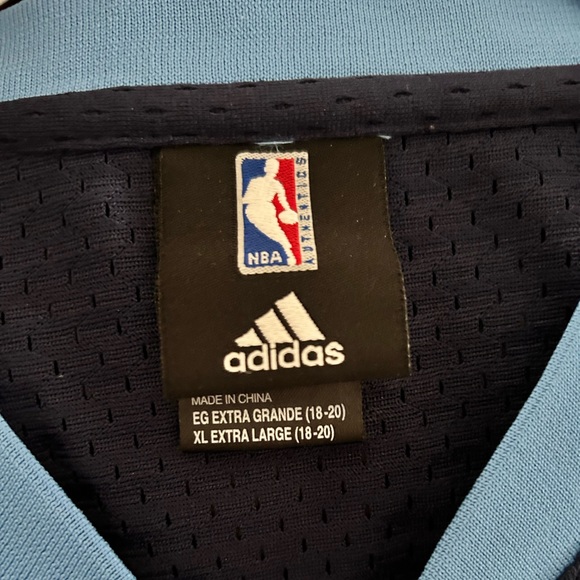 Carlos Boozer jersey size XL Youth - Picture 3 of 4